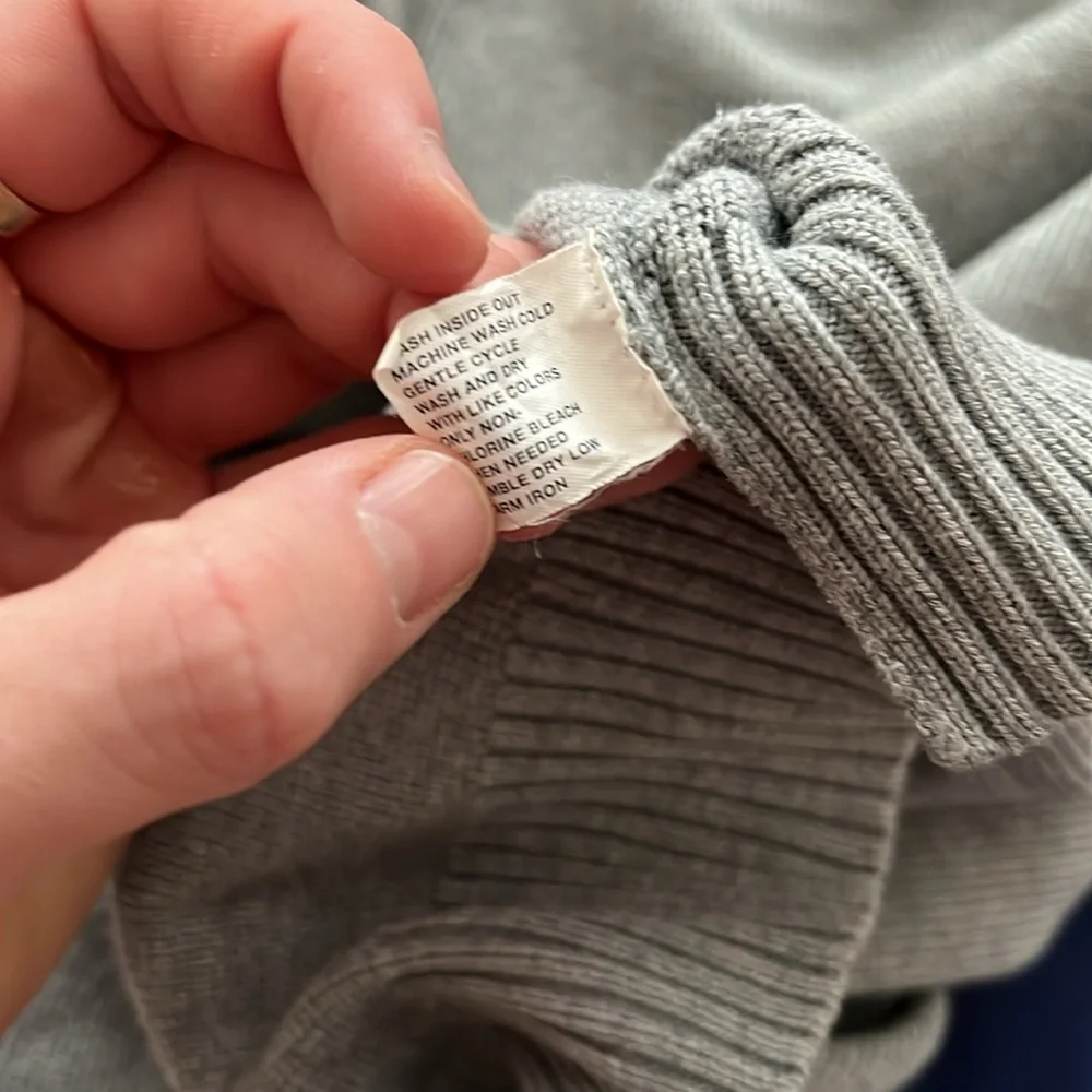 GAP sweater w high collar - Picture 11 of 14